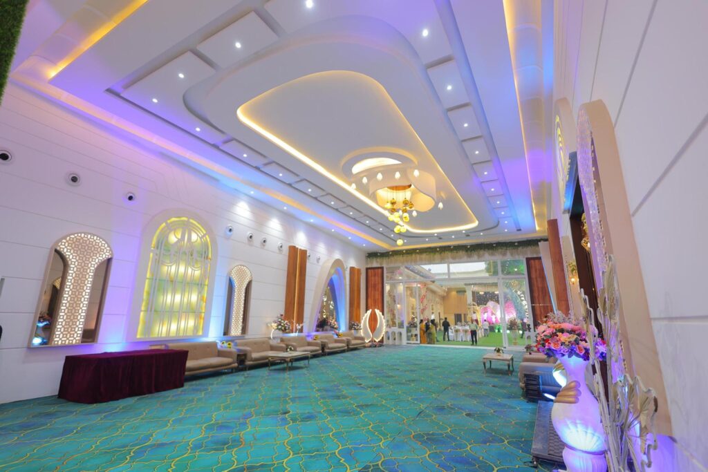 noida wedding hall dining arrangement