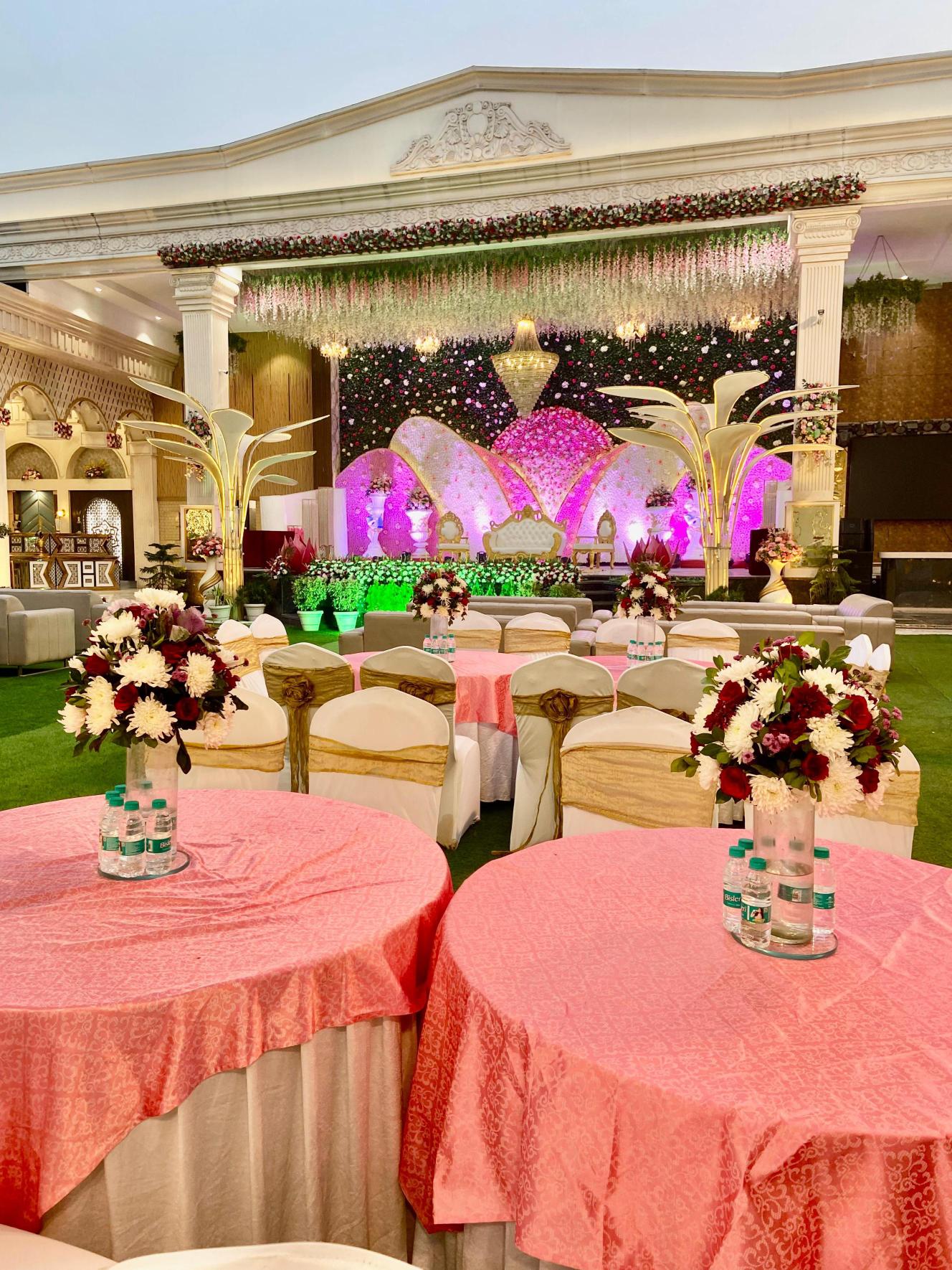 marriage halls in noida for large gatherings